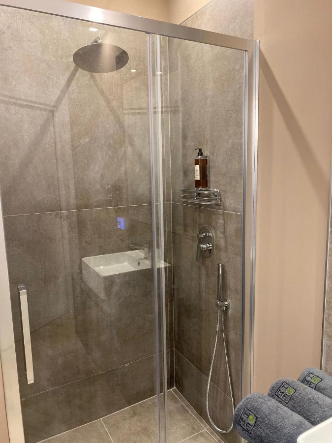 Home3 Bed Superior Room Μπισέλιε Εξωτερικό φωτογραφία